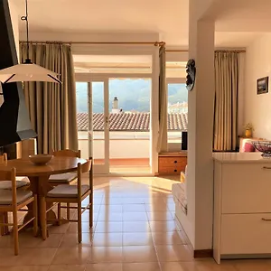 Saguarda - Luminoso Con Terraza Appartement